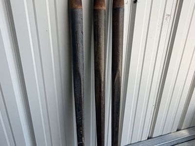Set (3) Bale Spears