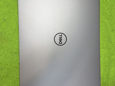 Dell xps 13” like new , see all photos