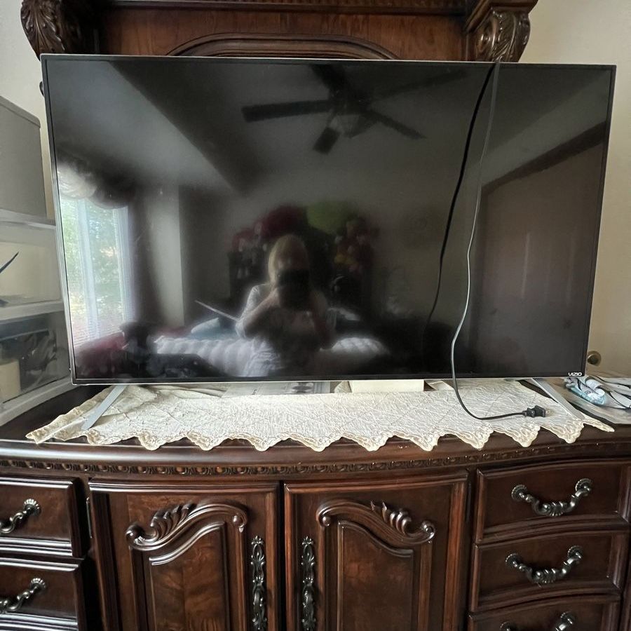 Main image 6