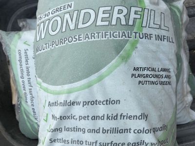 3 50 lb bags of Wonderfill