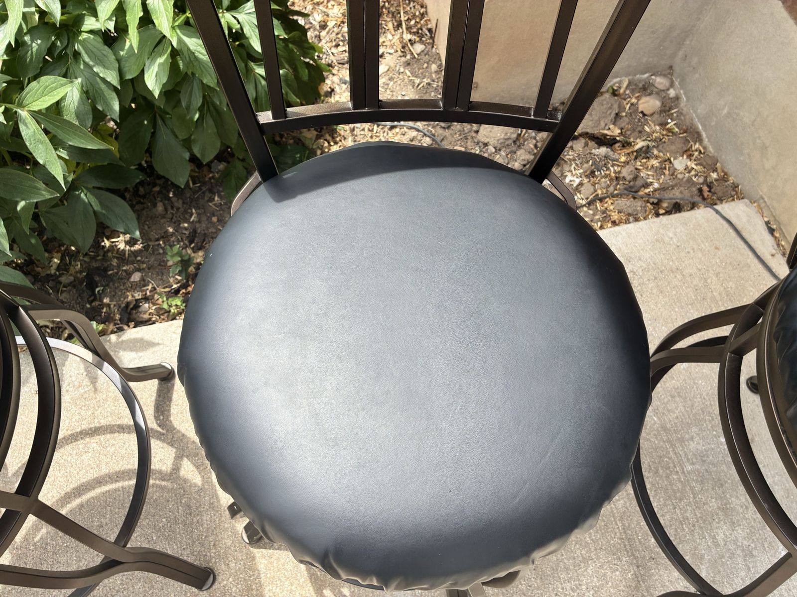 Main image 4