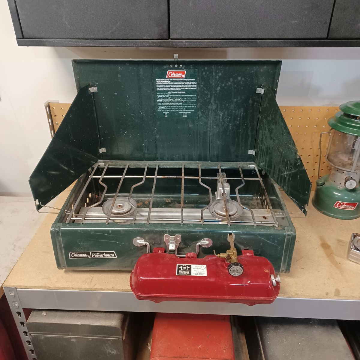 Coleman 413H powerhouse stove