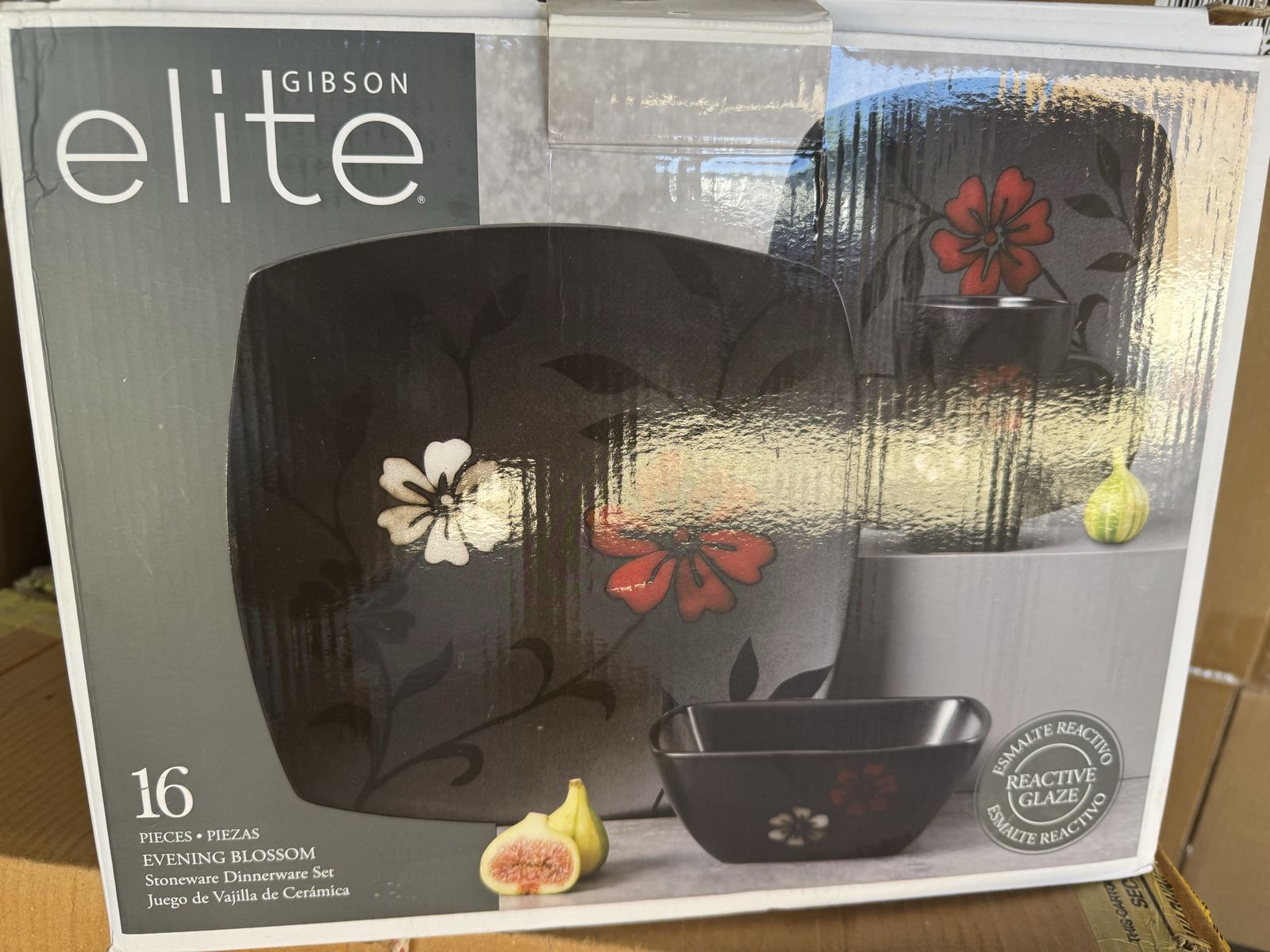 Gibson Elite Evening Blossom 16-Piece Stoneware Dinnerware Set