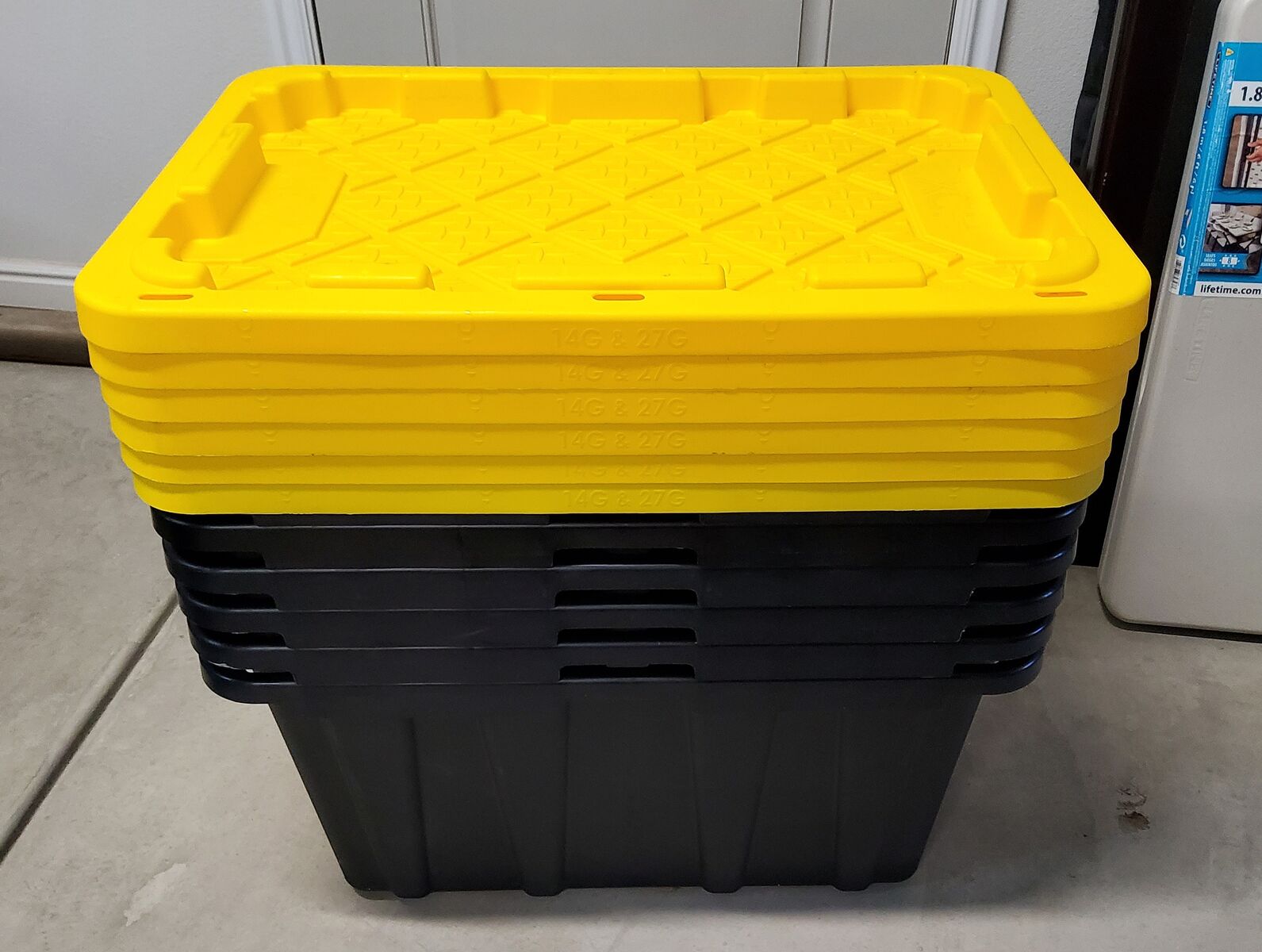 6 HDX Storage Bins