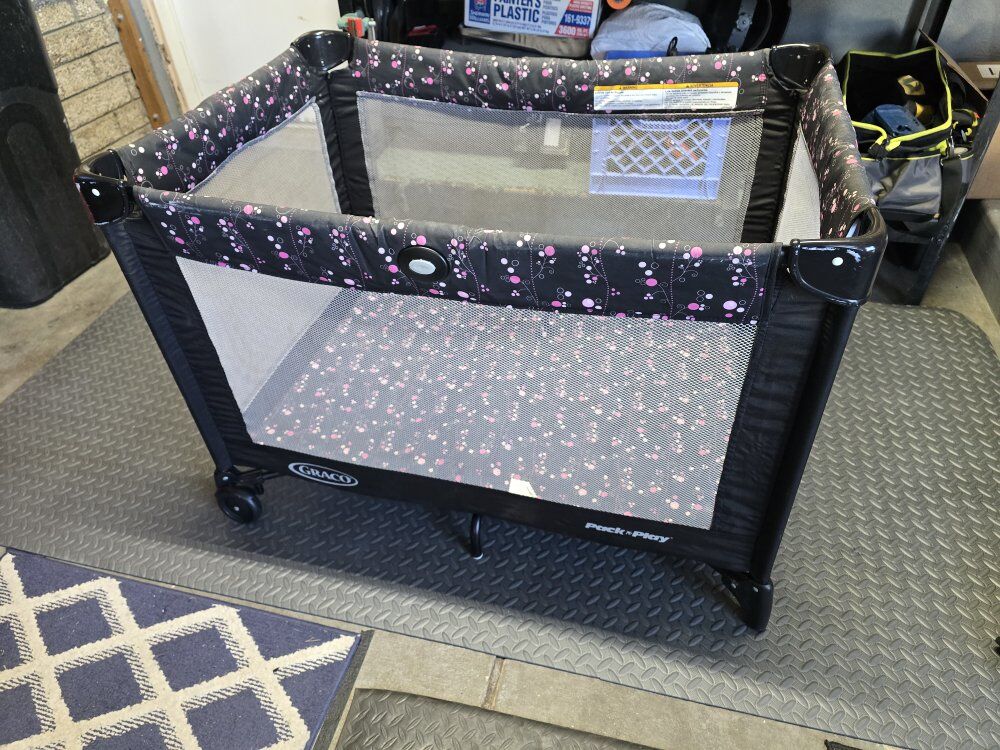 Graco pack n play