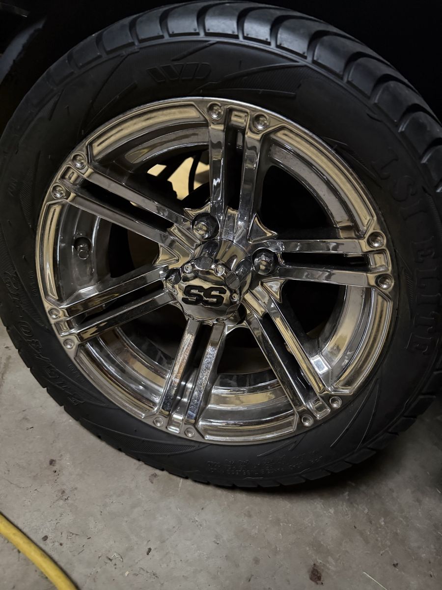 Golf cart wheels