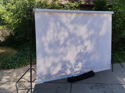 10 x 10 Backdrop Stand Kit and Seamless Backdrop Paper Roll