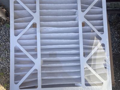 Box of 3 FILXUMC 20x20x4 MERV 8 Furnace Filters