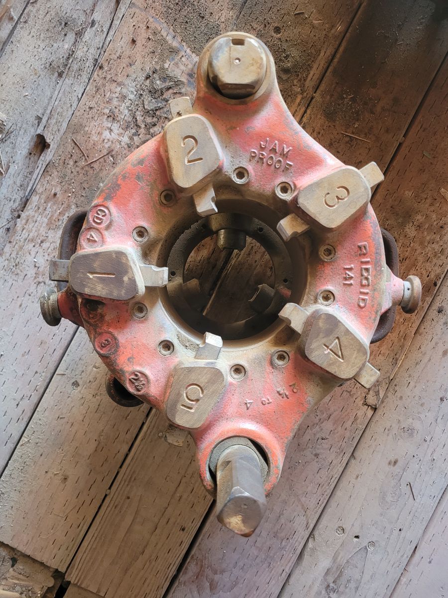 2-1/2" - 4" rigid pipe threader
