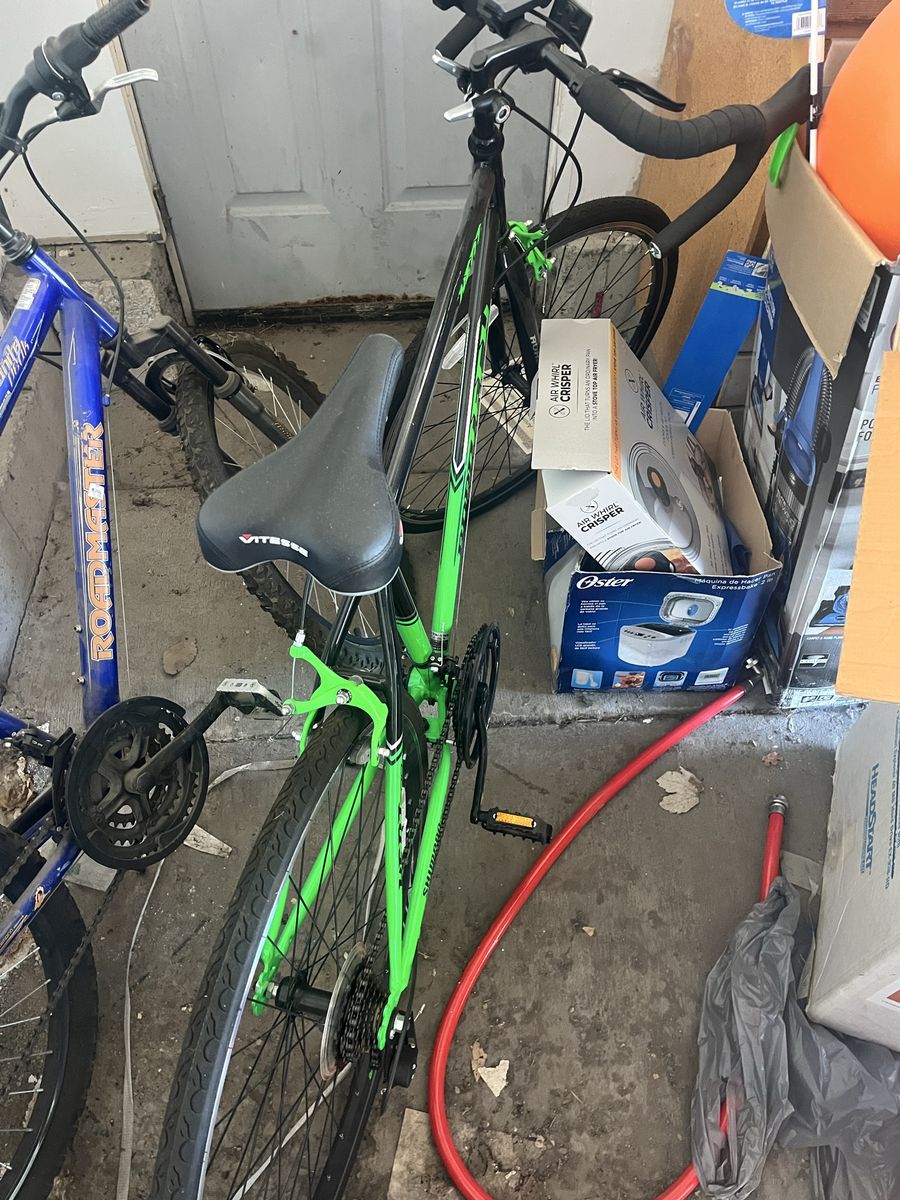 Bike with curved handle bars