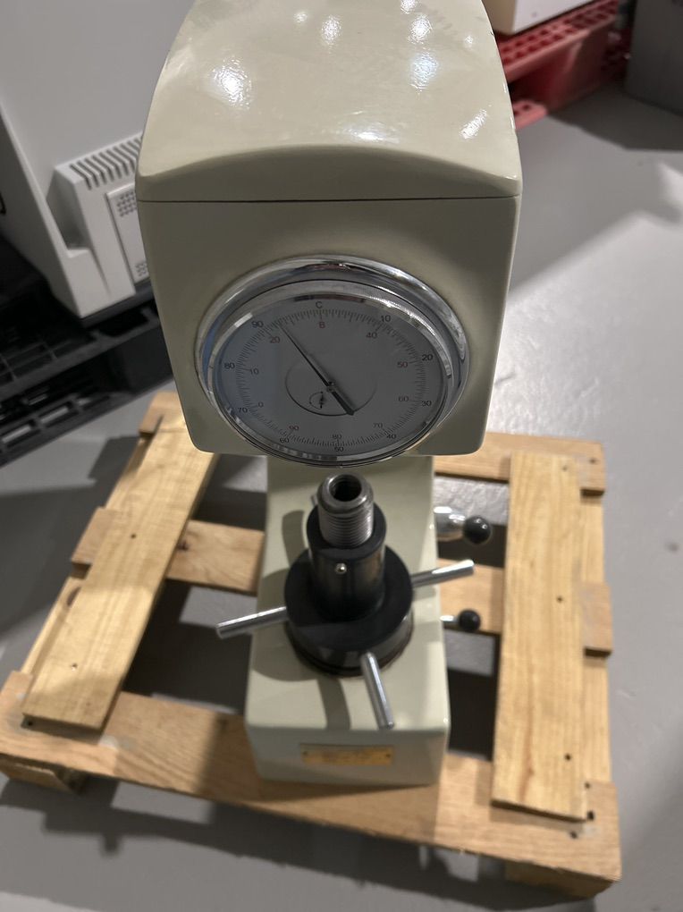 Rockwell Hardness Tester