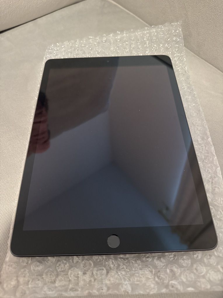 Ipad 9 64G Wifi + 4G Unlocked