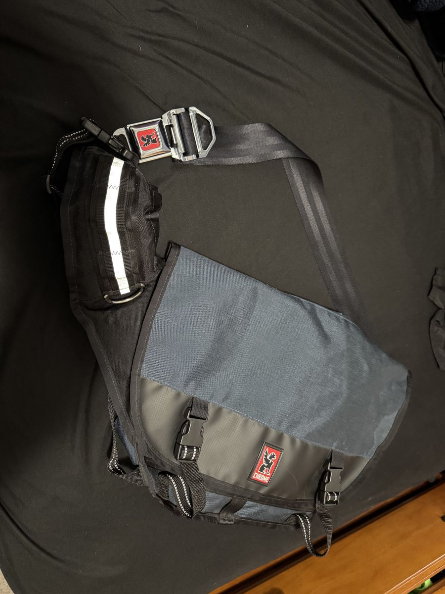 Chrome Industries messenger bag Size Large