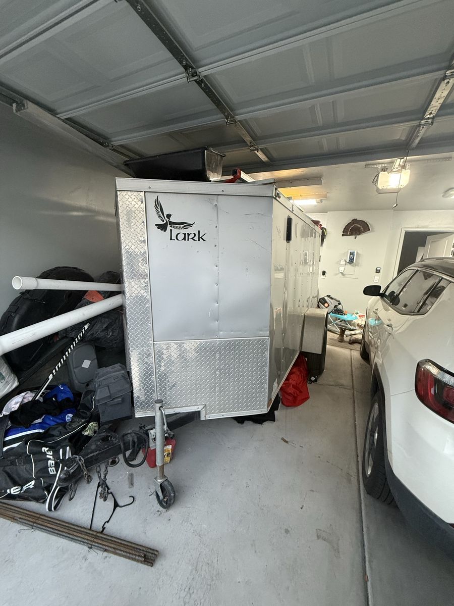 Enclosed trailer 6X12 2019