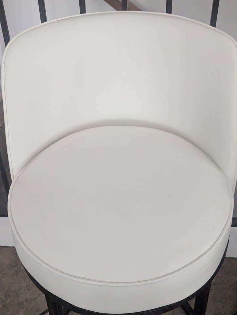 Main image 2