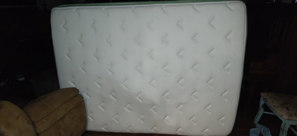 Main image 2