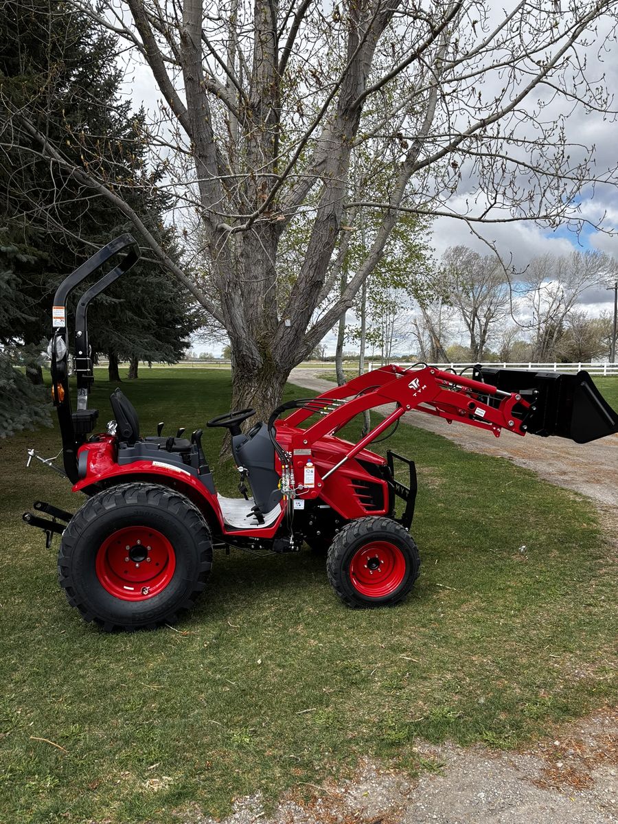 New - TYM T25 tractor with loader 4x4 Diesel
