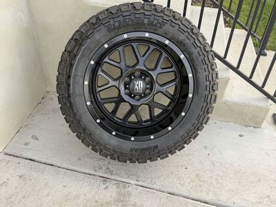 Ford F150 Rims and Tires 33/12.50R20 Kenda
