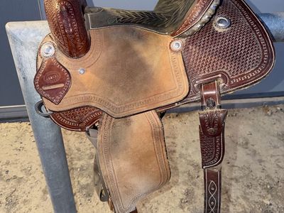 13.5” Corriente Barrel Saddle