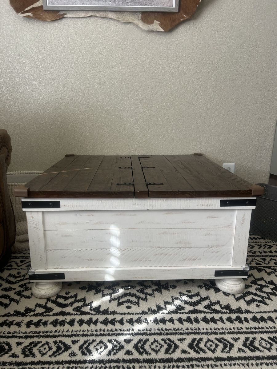 Ashley Furniture Coffee Table
