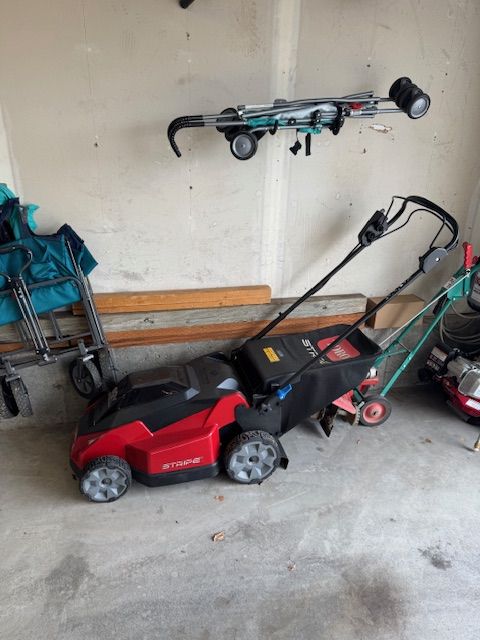 Toro Electric Lawnmower