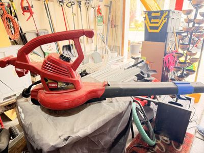 Toro 51619 Ultra 260 blower and vacuum