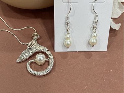 Silver Sea Pendant Necklace and Pearl Earrings
