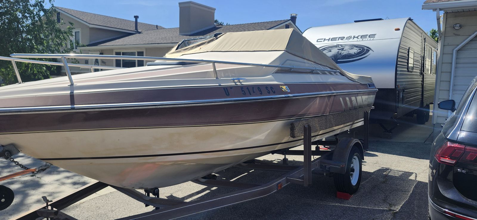 1986 Glassstream Regatta Cuddy