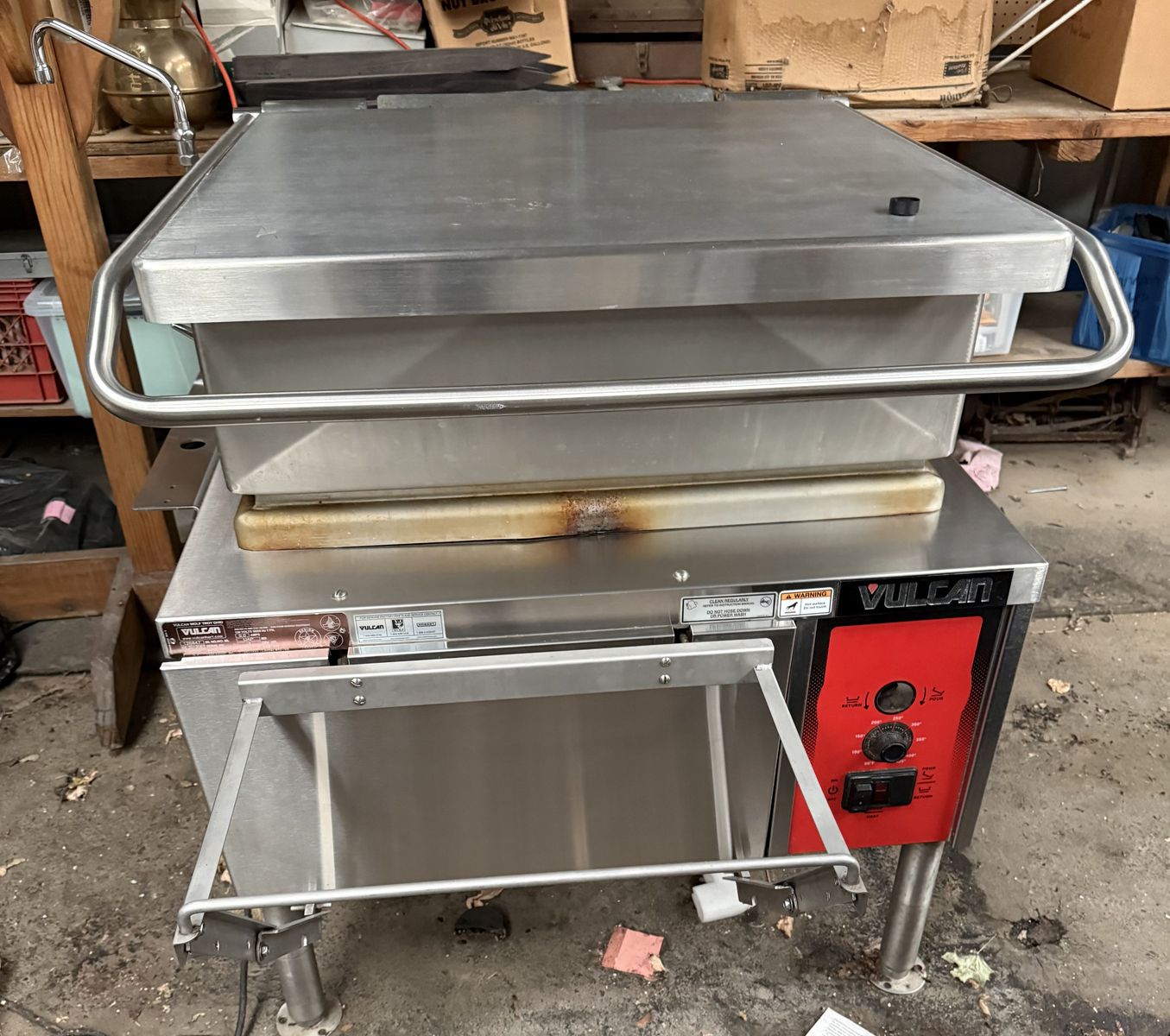 Vulcan 30 Gallon Tilt Skillet Natural Gas