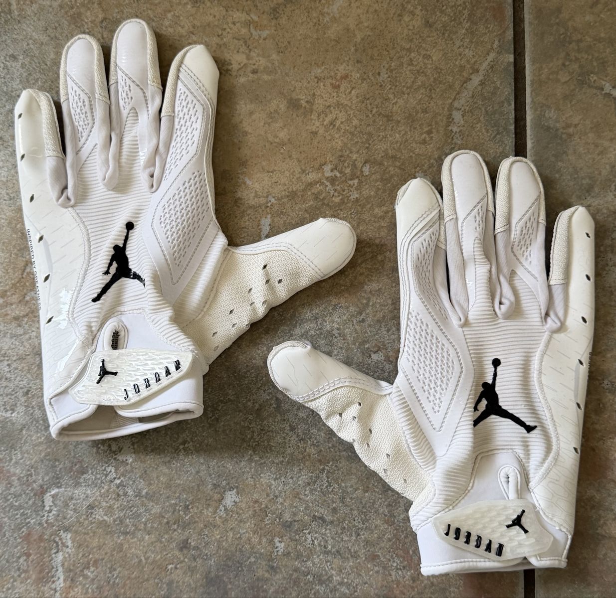 NWOT Nike Jordan Fly Lock 2.0 Football Gloves ML