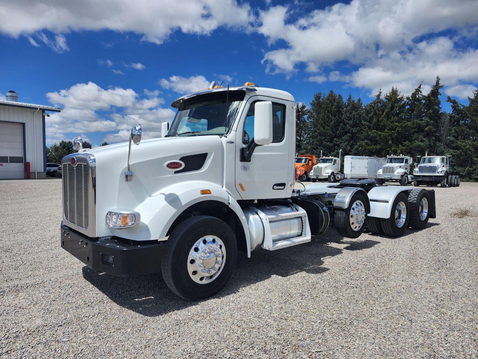 2018 PETERBILT 567