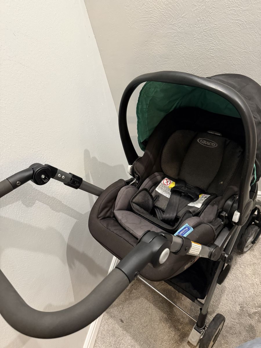 Graco car seat stroller combo