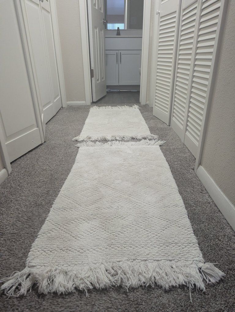 white boho bath rugs