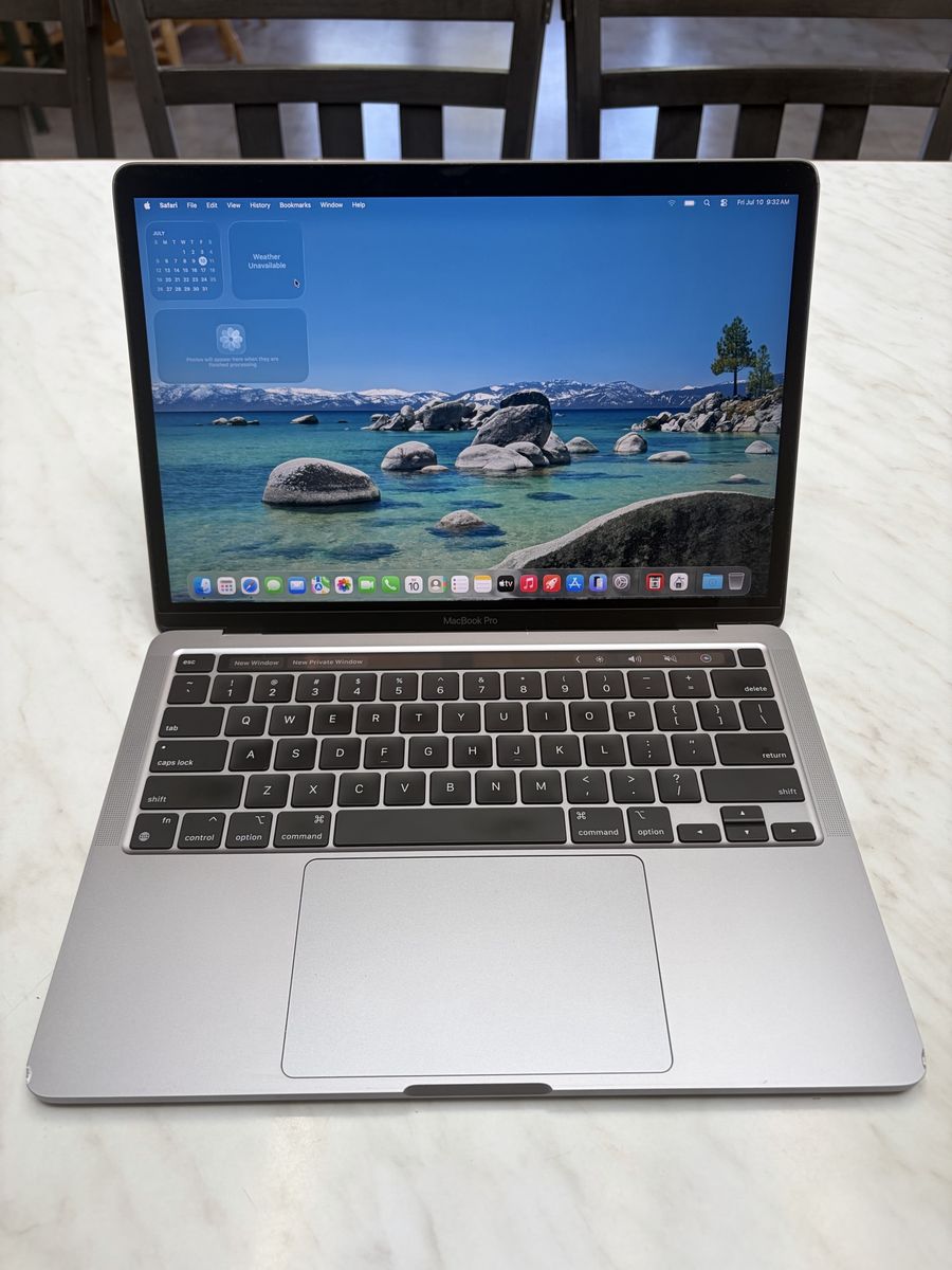 Apple MacBook Pro M2, 8GB Memory, 256GB SSD, 13-inch