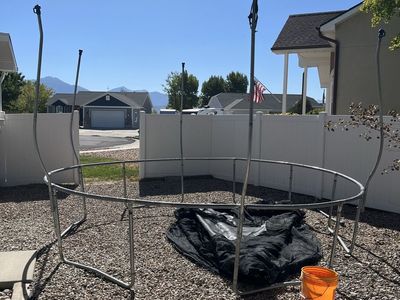 Power Sport 14ft Circular Trampoline Frame with Netting (Missing Mat & Springs)