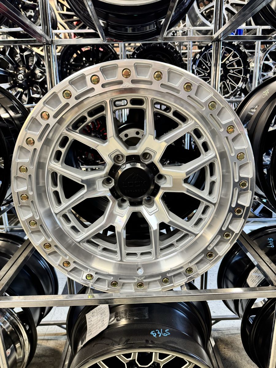 Lock Off-Road Commando 20x9 Wheel 6x139.7 Machine Clear Coat. Brand new set of 4 wheels.