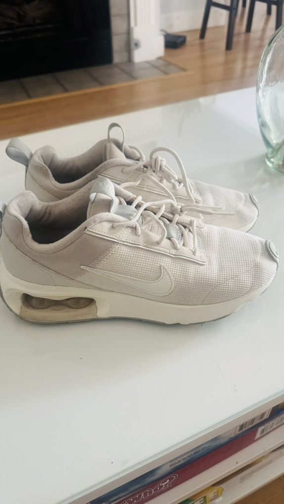 Nike Sneakers size 7.5