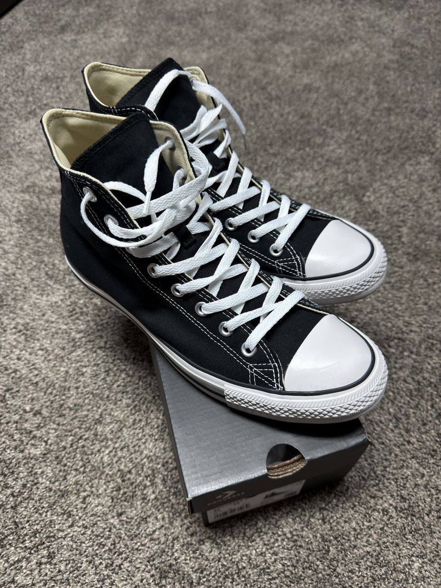 Converse chuck Taylor high mens size 10