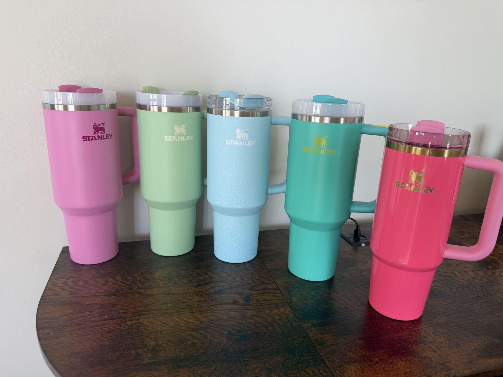 Stanley Quencher H2.0 FlowState Tumbler 40oz | Multiple Colors | Insulated