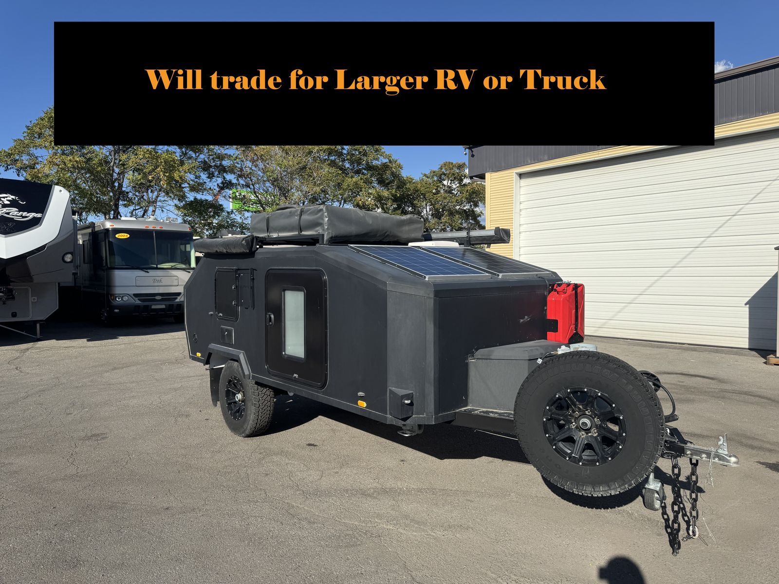 Solar, Offroad, Outside Shower Kitchen, Sleeps 6. 2022 Offroad Trailerr like= Bruder EXP-4 Overlander,