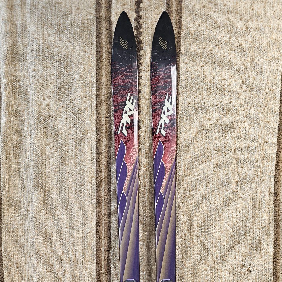 Vintage Skis