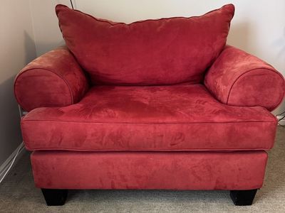 Free big red chair