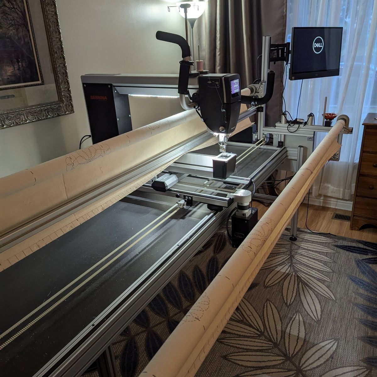 Bernina Q24 Long-Arm