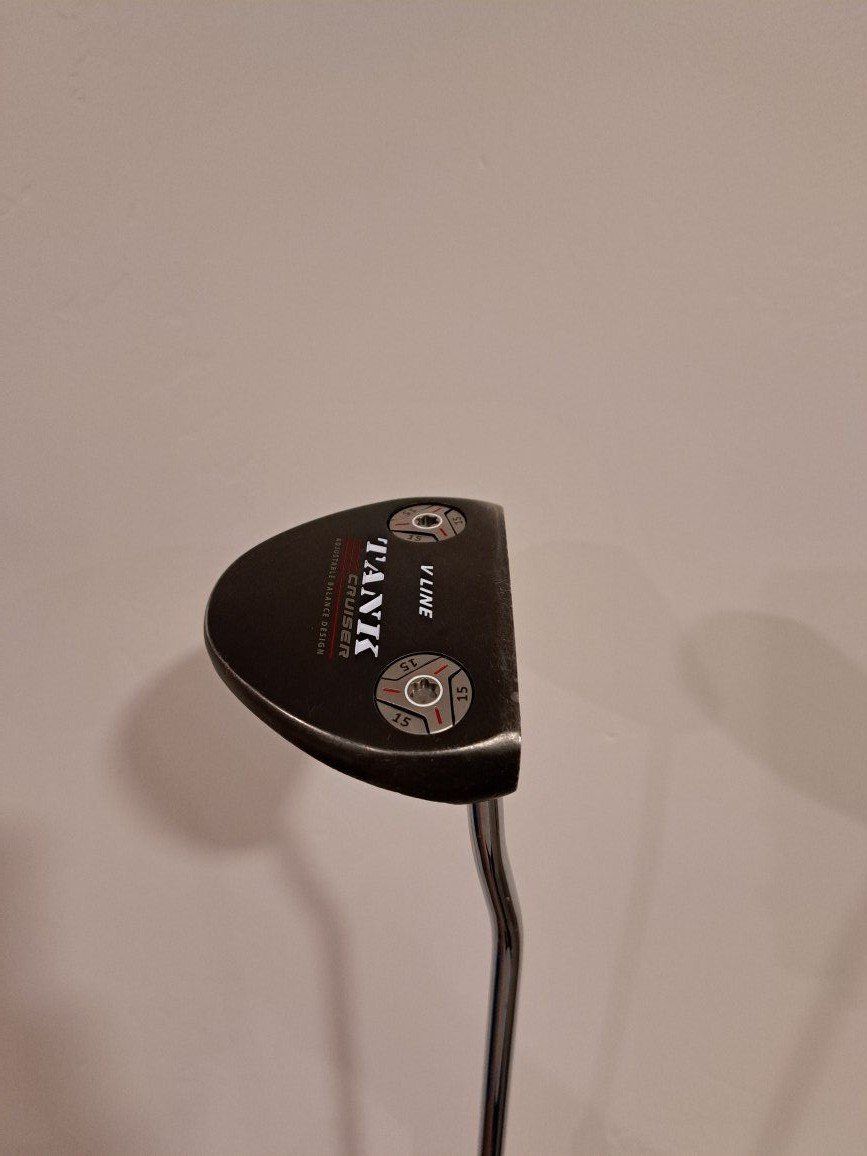 Odyssey V-Line Tank Cruiser Putter