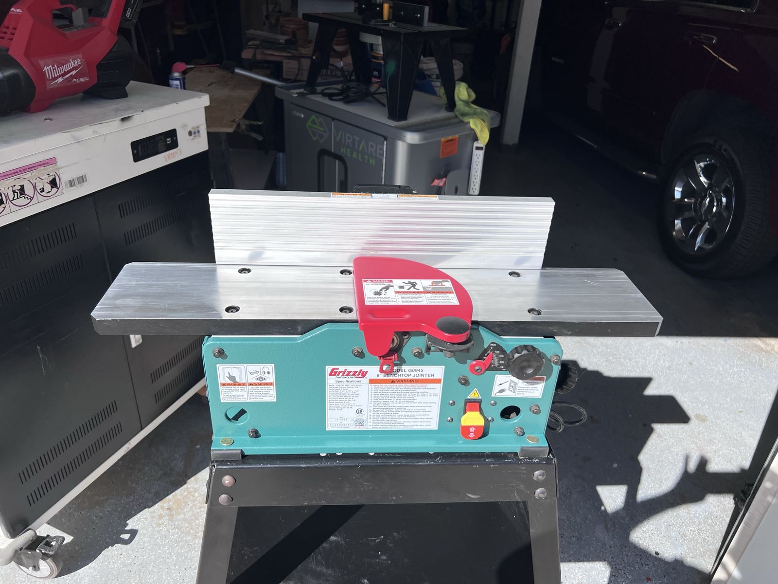 Grizzly G0945 6" Benchtop Jointer - 1-1/2 HP, 120V Woodworking Tool