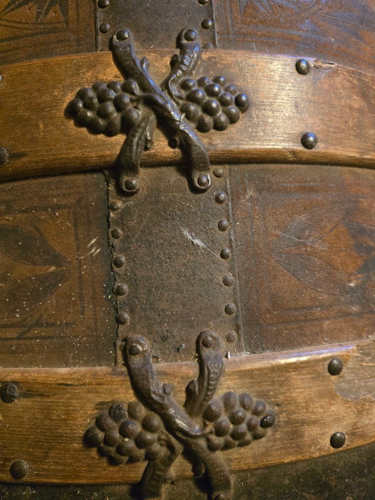 Main image 10