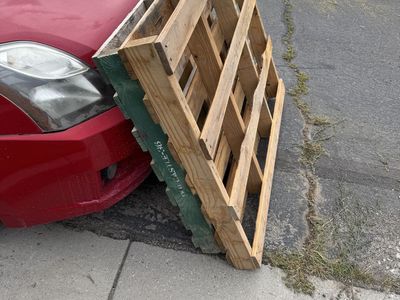 2 pallets