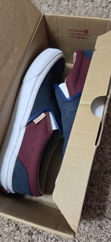 Vans Classic Slip-On Skate Shoes Men's Size 7.5 Multi-Color with Box