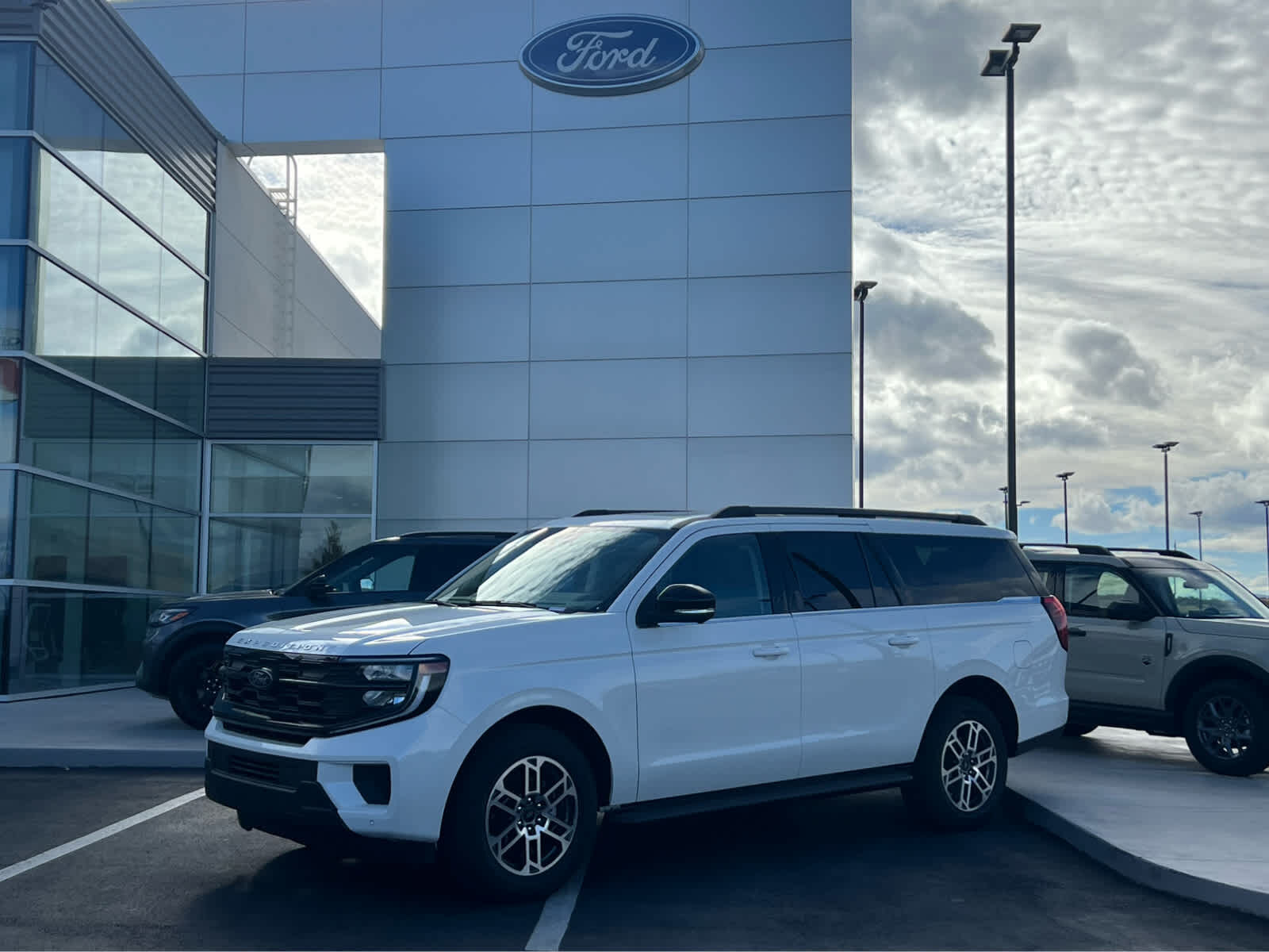 2025 Ford Expedition Max Active