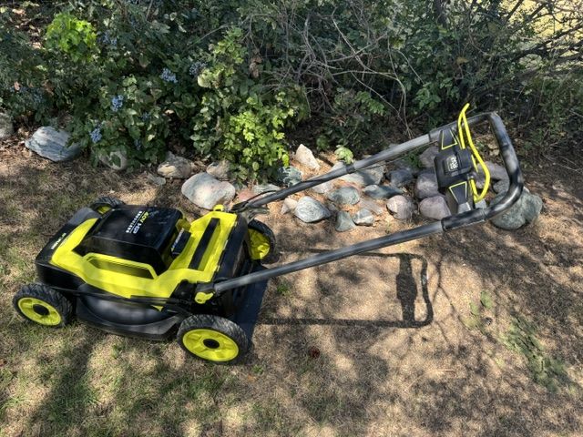 Ryobi 40V HP 20" Push Mower ***Lightly Used***